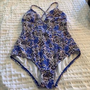 One piece athleta swimsuit medium